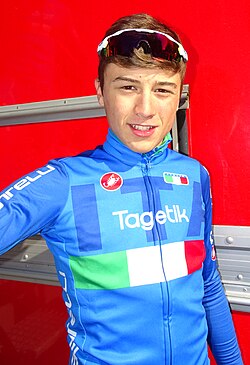 Retrato o imagen de perfil del ciclista Andrea Bagioli