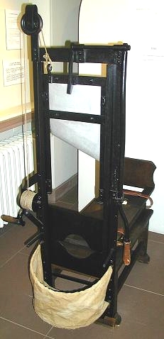 Reconstrucción histórica de una guillotina alemana en el Museo de Bruchsal