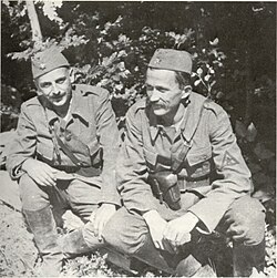 Koča Popović y Danilo Lekić durante una tregua en el Sutjeska.