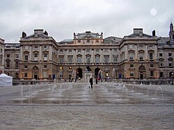 Bloque de Somerset House en la calle Strand de Londres