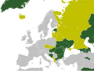 Mapa de Europa que muestra los países con flat tax, aquellos que lo consideran y los que lo han tenido previamente.