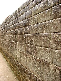 Pared de sillar regular
