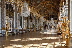 Interior de la Galería de los Espejos en Versalles