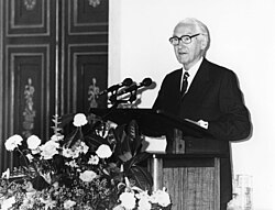 Fotografía histórica de 1989 relacionada con las actividades de la Comisión Internacional de Juristas