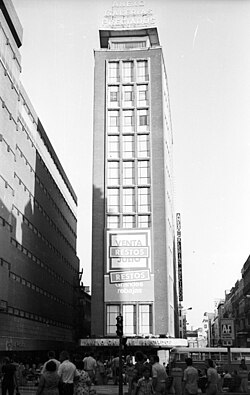 Grandes almacenes Galerías Preciados en Madrid en 1974