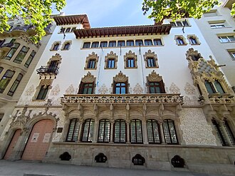 Fachada principal de la Casa Macaya en Barcelona