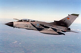 Tornado ECR de la Luftwaffe en vuelo en 1997.