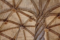 Detalle de columna y bóveda de la Lonja de Valencia