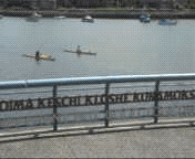 Competición de piragüismo en aguas tranquilas.