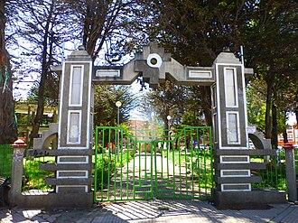 Plaza principal de Achacachi