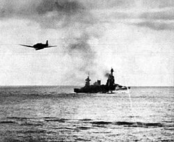 Bombardero japonés durante la Batalla de las Islas Santa Cruz en 1942