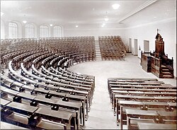 Aula anfiteatro en 1930