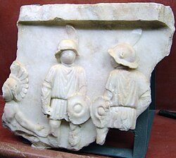 Relieve de gladiadores en el anfiteatro de Mérida