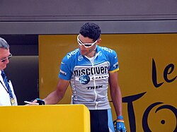 Ciclista con el maillot del equipo US Postal