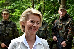 Visita de von der Leyen a las tropas alemanas