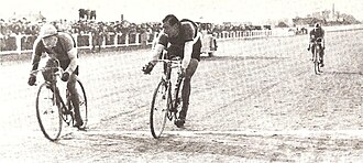 Imagen de archivo relacionada con la París-Roubaix de 1936