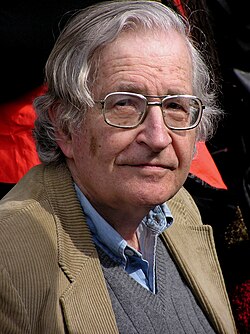 Noam Chomsky, creador de la gramática generativa.