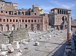 Ruinas arqueológicas del foro de Trajano en Roma