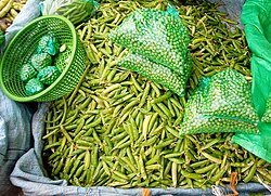 Venta tradicional de arvejas