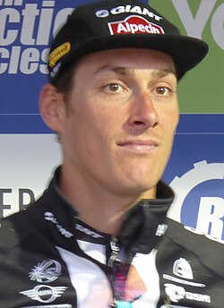 Ramon Sinkeldam en una competición ciclista