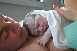 Madre y recién nacido posparto