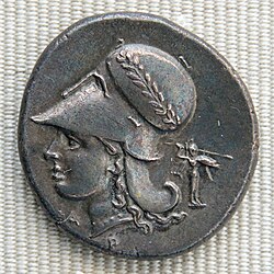 Atenea y sus símbolos numismáticos