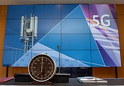 Reloj marcando el inicio del servicio 5G en Alemania.