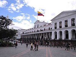 Fachada del Palacio de Carondelet