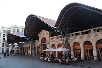 Vista exterior del Mercado de Santa Catalina