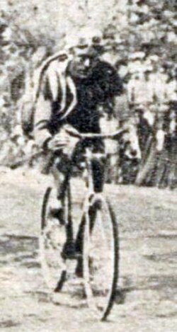 Retrato de época del ciclista Albert Dejonghe