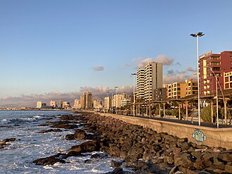 Vista de la franja costera y urbana de la ciudad de Antofagasta