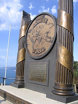 Monumento dedicado a las Columnas de Hércules en Gibraltar