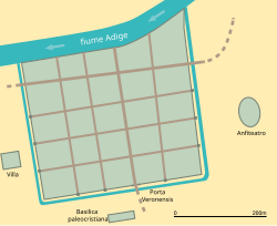 Dibujo del campamento romano que originó Trento
