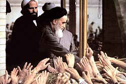 Recibimiento popular al ayatolá Jomeiní en 1979
