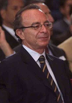 Retrato fotográfico de Guillermo Ortiz Martínez.