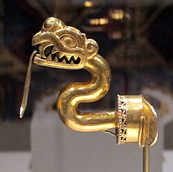 Joyería mesoamericana en oro fabricada por medio del moldeo a la cera perdida en el Metropolitan Museum of Art, en Nueva York
