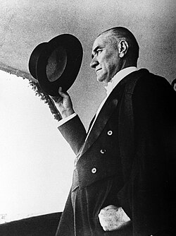 Retrato de Mustafa Kemal Atatürk