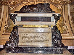 Tumba de Francisco Pizarro en la catedral de Lima