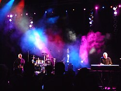 Ultravox actuando en vivo en Duisburgo, Alemania, en el año 2009.