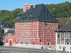 El Museo Curtius en el Quai de Maastricht de Lieja