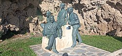 Escultura en Torremolinos con algunos autores de la generación del 27