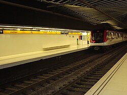 Acceso a la estación de metro de Llucmajor