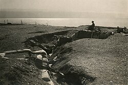 Vestigios históricos junto al lago