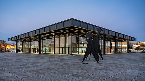 Vista de la Nueva Galería Nacional de Berlín construida por Mies van der Rohe entre 1962 y 1968