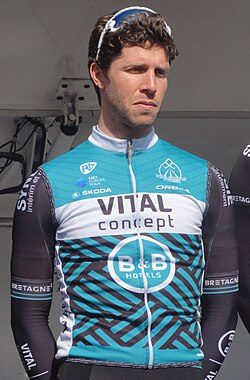Retrato y datos deportivos de Jonas Van Genechten