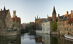 Vista panorámica del paisaje urbano de Brujas