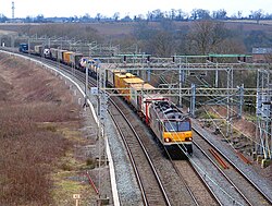 Tren eléctrico de carga en Reino Unido.