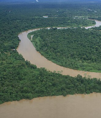 Vista aérea del curso medio del río Atrato