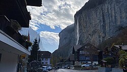 Cascada Staubbachfall en Lauterbrunnen