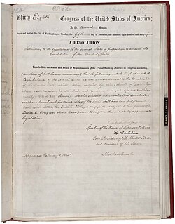 Documento original de la XIII Enmienda en el Archivo Nacional